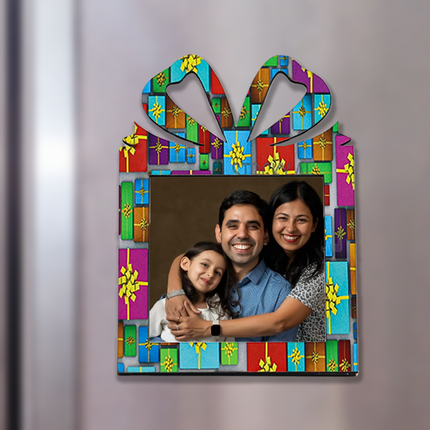 Gift Box-Themed Wooden Fridge Magnet Photo Frame