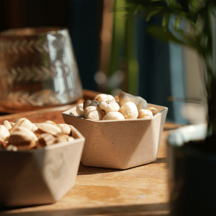 Beige Himalayan Pine Needle Nibble Bowl – Natural Eco-Friendly Serving Bowl with Customization