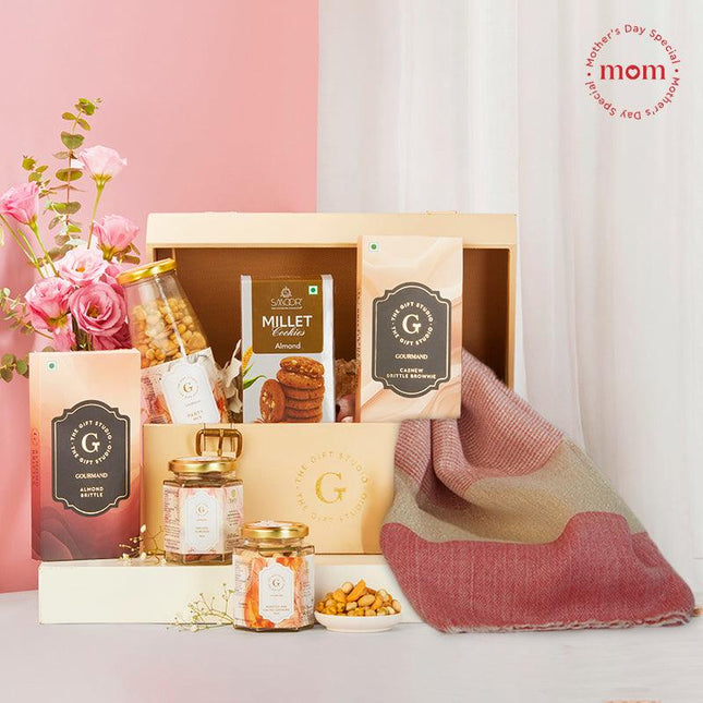 Mom's Luxe & Leisure Hamper