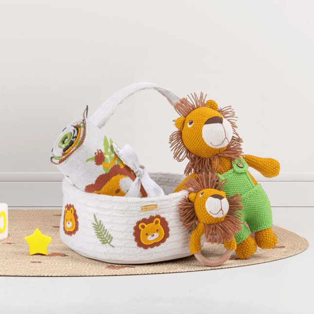 Knitted Lion Basket Gift Set